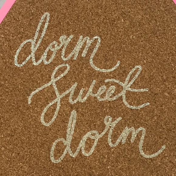 Cork message board for your dorm - Picture 2 of 7